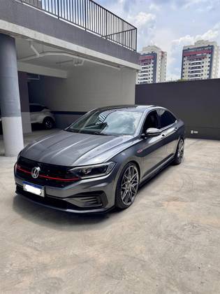 VOLKSWAGEN JETTA 2.0 350 TSI GASOLINA GLI DSG